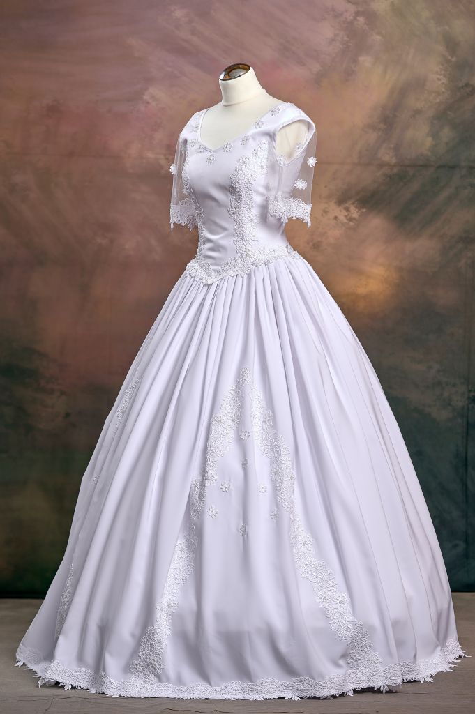 Esküvői ruha (kód: ER01)